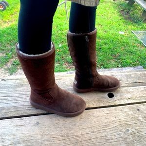 Ugh boots brown suede